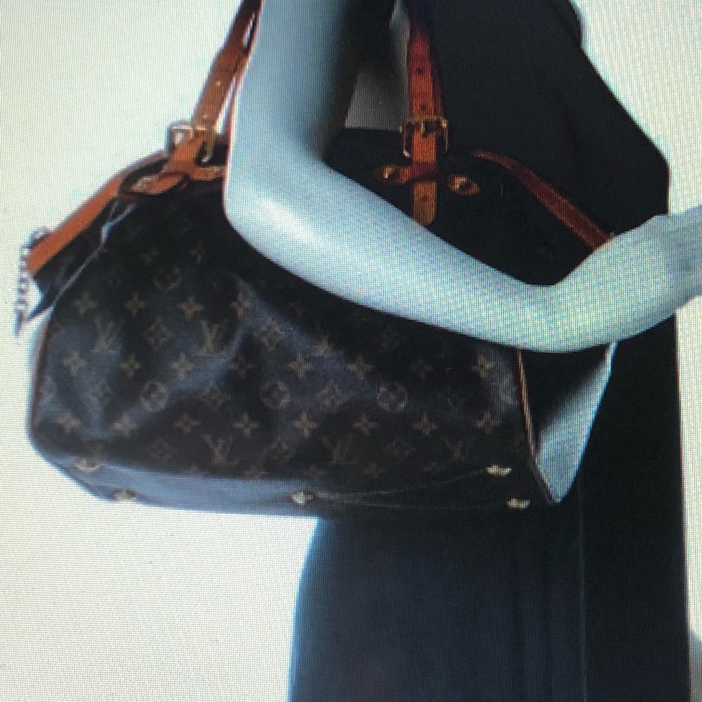 Lou’s Vuitton monogram Tivoli GM hand bag - Picture 7 of 8